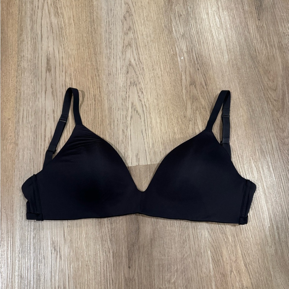 SKIMS Black Bra